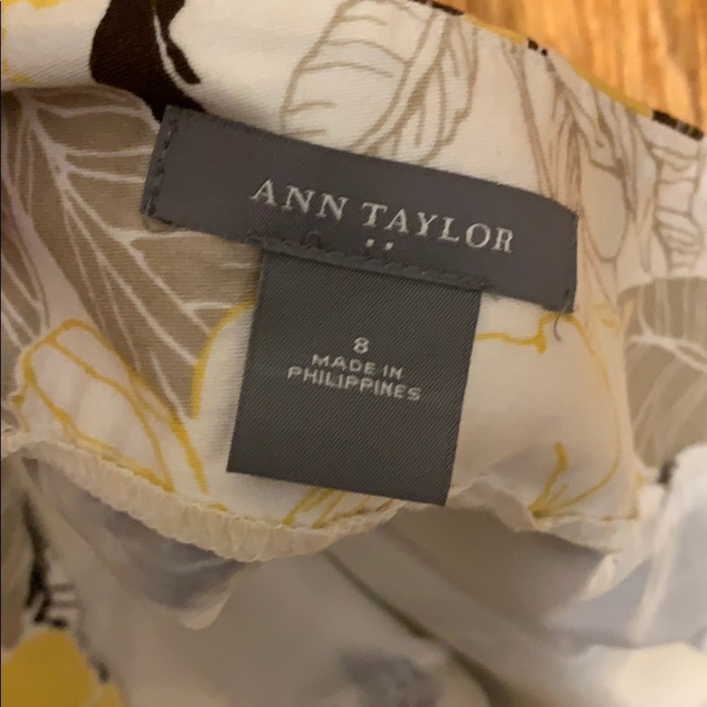 Ann Taylor floral skirt size 8 - Picture 4 of 4